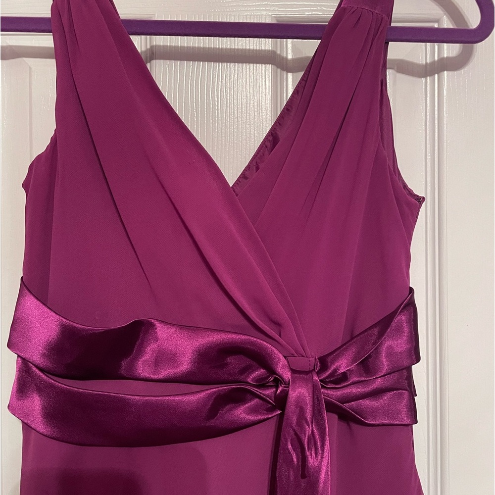 Evan Picone SZ 6 in stunning Magenta color.Side zipper.Smoke free home.